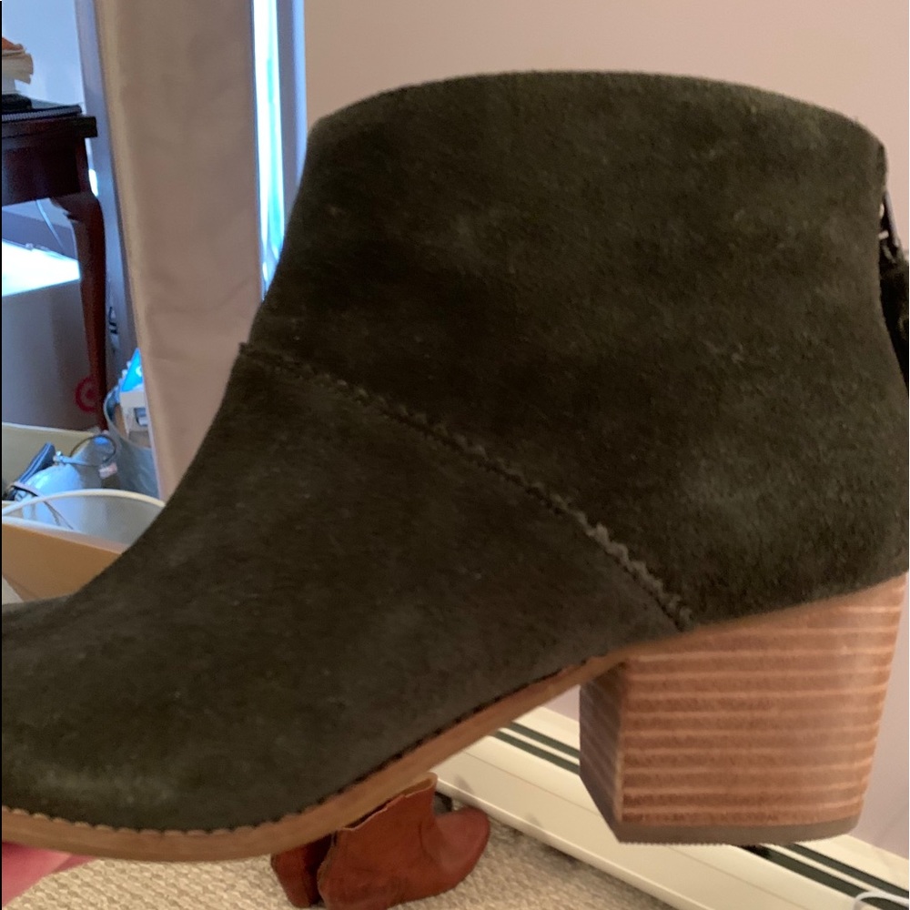 Tom’s Hunter Green Bootie
